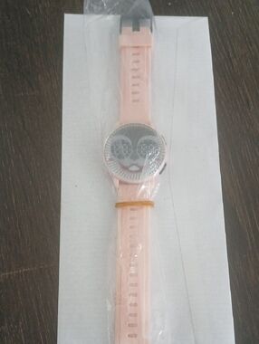 Peach Silicone Strap Fashion Watch